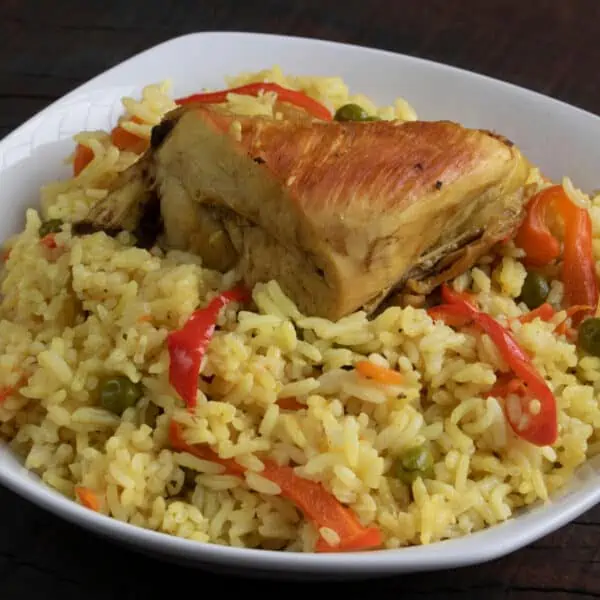 arroz con pollo peruano